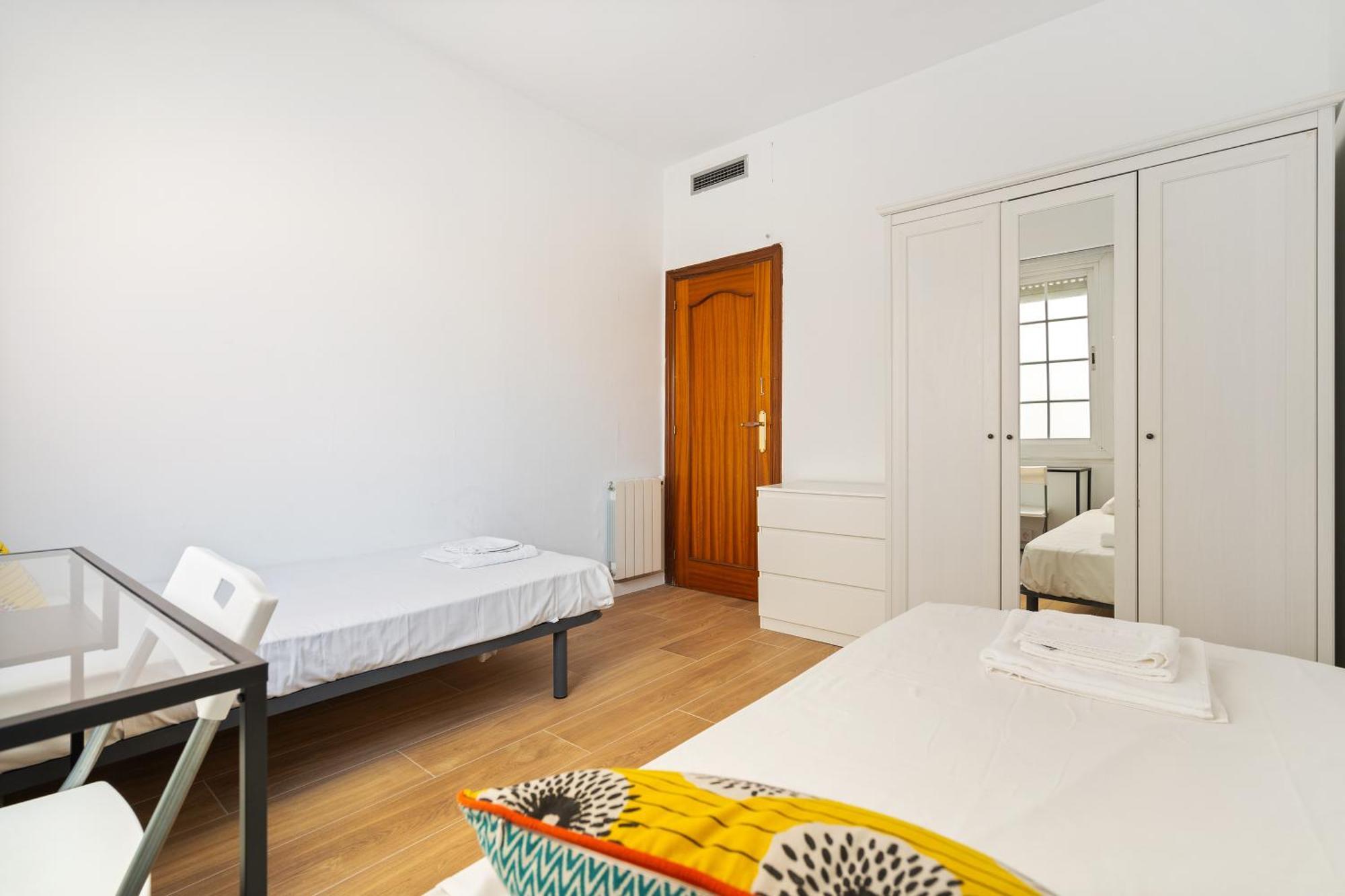 Chic 3Br Retreat With Private Terrace Barcelona Exterior foto