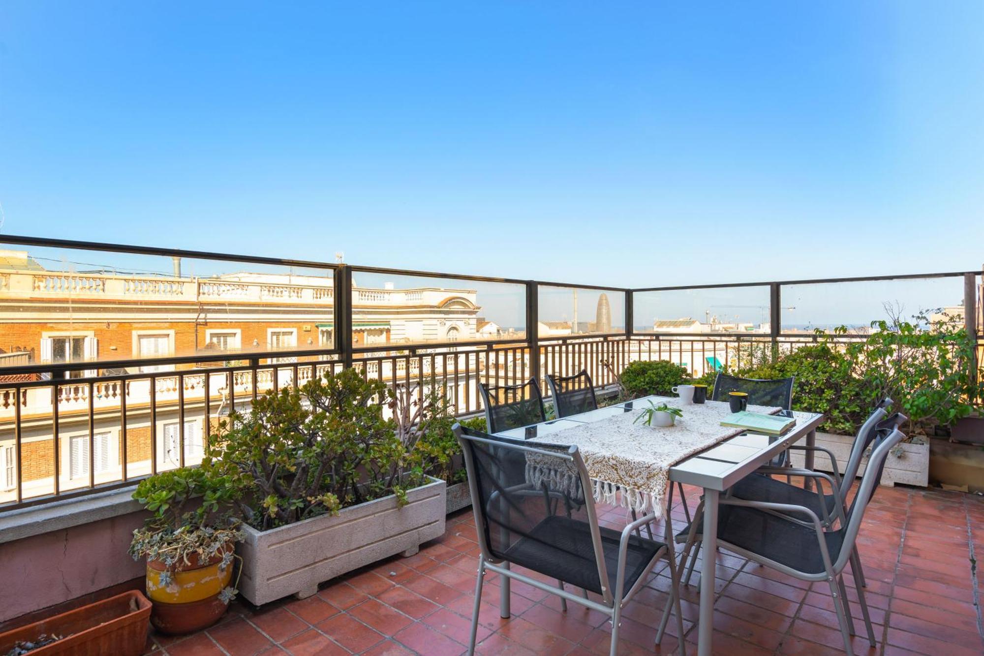 Chic 3Br Retreat With Private Terrace Barcelona Exterior foto